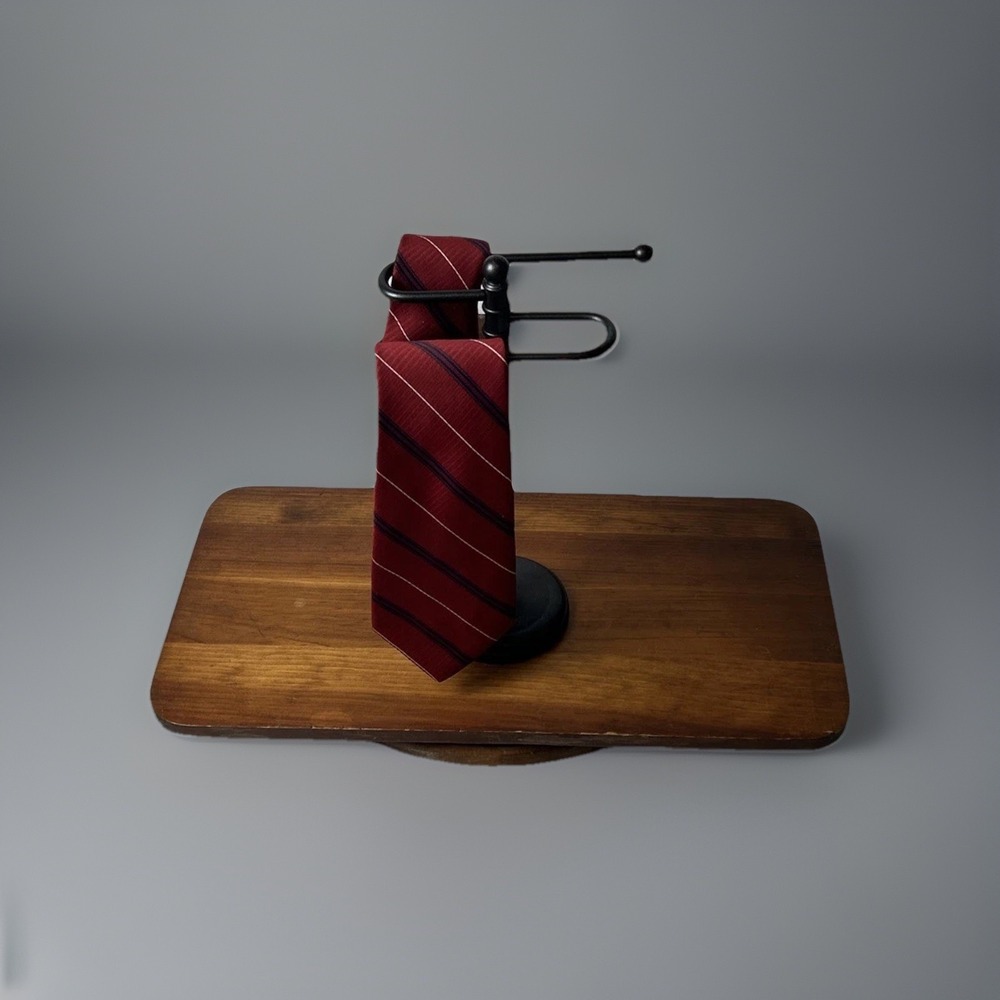 Britannia Vintage Red Striped Necktie Classic Mens Business Formal Retro